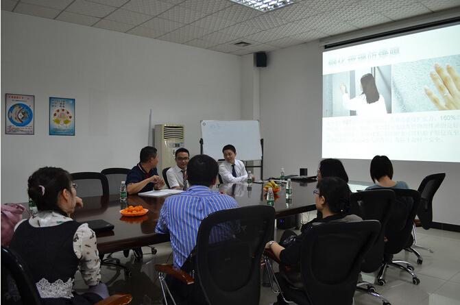 �R���D��ԡ��ϲӭ���֪��ý�w���L