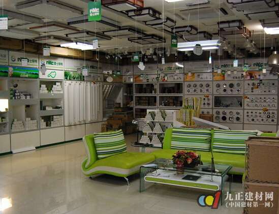 �����Ј�څ��� LED�̼�ԓ��ô�k��