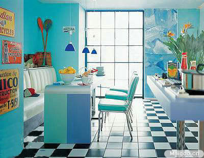 �N�����g���Ϲ��� С���ʹ�N��