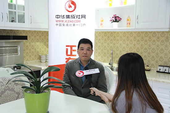 ���ż�����ߺ��壺�͑����� ��(ji��n)����Ʒ�ưl(f��)չ֮·