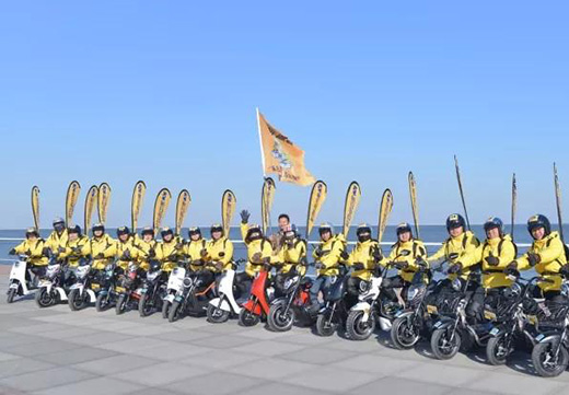 ���ա��v�M�ĺ������(d��ng)ح���H��һ���I�N ����һ������(ji��n)��(zh��n)