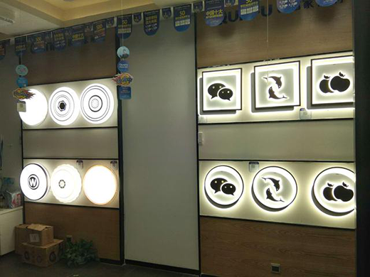 �F(xi��n)���Ҿ������I���ߣ��L���fǧ��Ⱥ������Ʒ���ː�