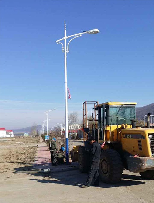 �����l(xi��ng)��̫�(y��ng)��·�� ���c(di��n)����Сɽ��