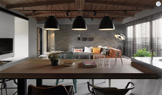 ��ˇ�g(sh��)Ϳ�ϴ���e��:���{(di��o)�е����A