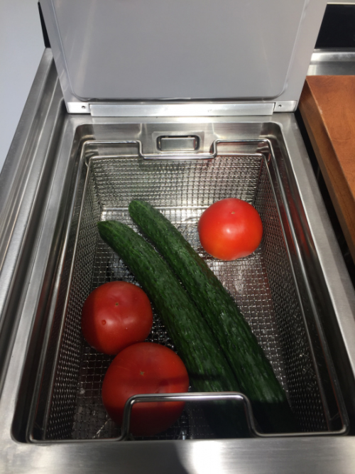 ���Ї�ʮ��ϴ��C(j��)Ʒ�ơ������������N��߀�o�F(xi��n)����ͥ