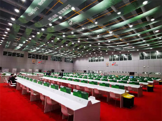 ���߃�(n��i)�������w��������(d��ng)���cδ��(l��i)