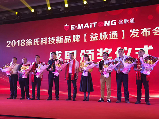 ��һ��һ�������ǰ�С�ף�R���}ͨƷ�Ƴ���2����