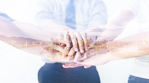 ������(chu��ng)�����B(t��i)�壺�V�{����Ӣ�� ����(chu��ng)ؔ(c��i)��δ��(l��i)