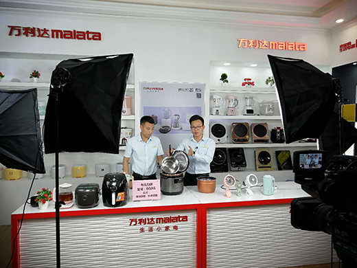 �f���_����С���ֱ��������Ʒ�@ٝ��Ʒ���ƏV����