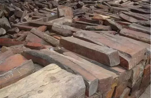 ���ϼtľ������t��֦����ľ�ĳ���tɫ����t��֦һ�㎧���ζ