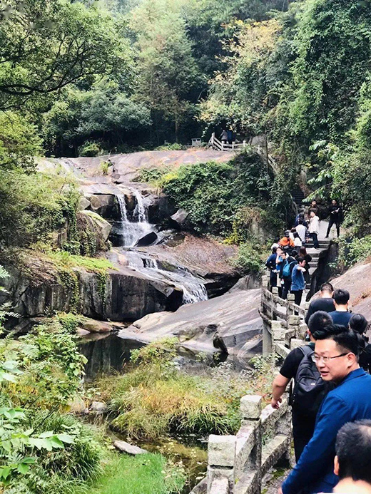 ����(r��n)����!��Ϳʿ�_������(zh��n)�Է���������10�|�M(j��n)܊!