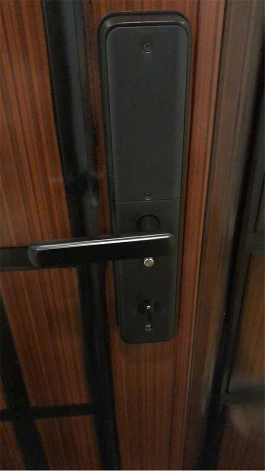 ���������Ҹ��У�ֻ���@��һ��ÂH����ָ�y�T�i