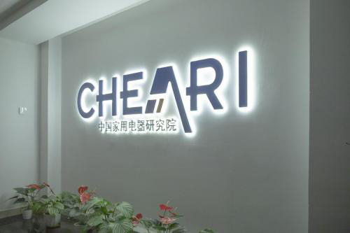 A.O.ʷ��˹����늟�ˮ�� �r�и߶�ԡ�Ҳ���֮�x