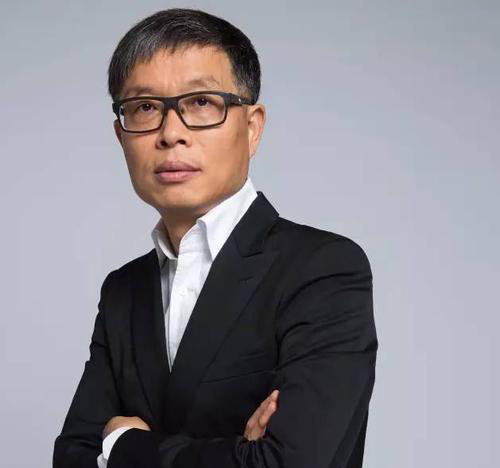 方洪波：在美的 沒(méi)有什么是不可以否定的