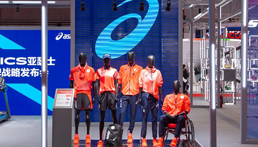 ��̫�ڝ����Ї��Ј�����ɪʿ��Ȼ���ڹ�����Ь