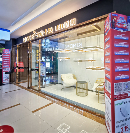 ���ʮɫ�����׽�������������\�����