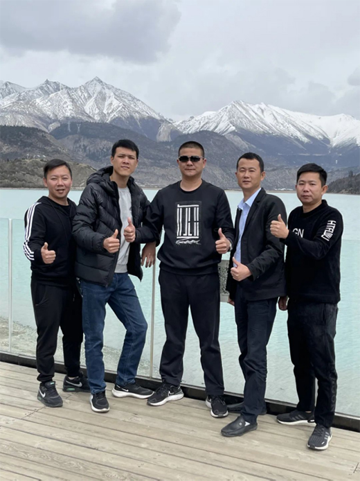 �̼��V�F(tu��n)�(du��)�������{���������I(l��ng)�Բ�һ�ӵĹ�˾�Ļ�