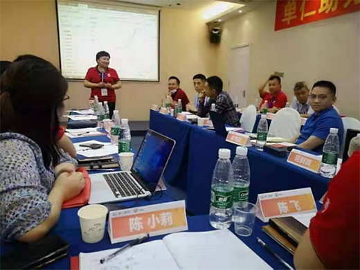 ͬ���������A�ھ޹���ף�Rţ�̅R��Ƥ����Ӗ(x��n)���hʢ���e��