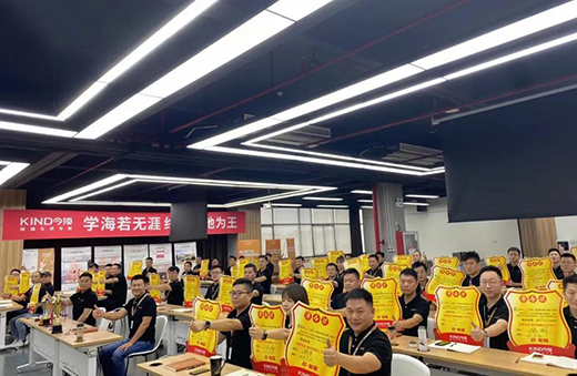 һ���oǰ ���A�Լ� ح ��픠I�N�F܊2021�����ȿ��Y(ji��)���(hu��)�A�M���_