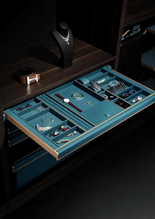 ����BVϵ���ռ{��𣬽o�㡰������ñ�g����ͬ���w�