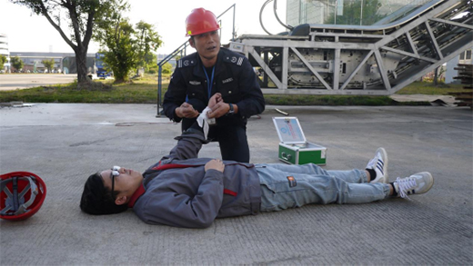 ���ݎ�Ӗ(x��n) ��ʿͨ��ݼ��F�e�k��ȫ��(y��ng)�������ݾ����