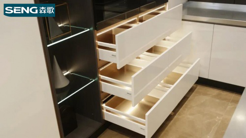 森歌廚房不銹鋼櫥柜定制，年輕人時尚的追求