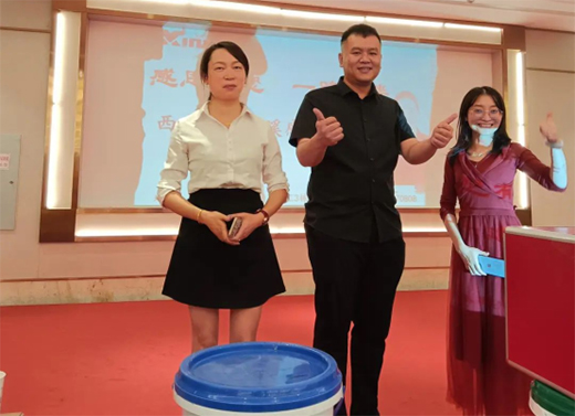 �y�ֳ��l(f��) �ж�ͬ�� | ��ţ����������Ϫ���ж����x�����A�M��Ļ!