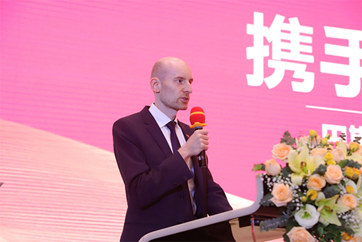 ������99.9%���͵�ʿ������Ȼ��������(n��i)��ˮ��¡������!