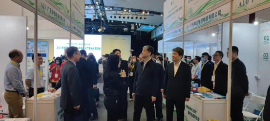 �A��Ƽ������ذ����ӾGɫ�������l(xi��ng)��ӣ��V�|վ�� ���ӕ�