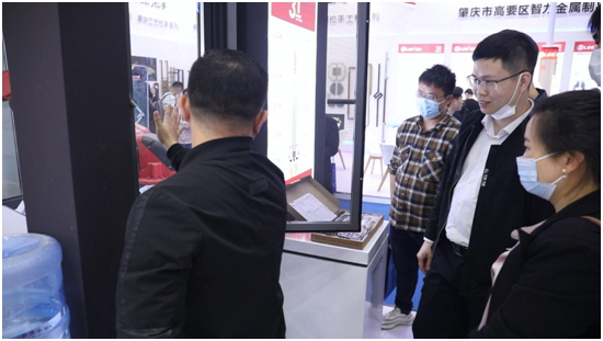 �A�M��Ļ ����ɭ�����Wҫ��29���X�T��Ļ���®a(ch��n)Ʒ���[��