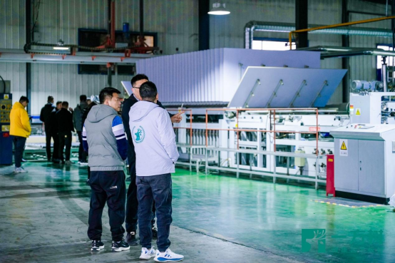 �ИI(y��)�L(f��ng)���µ��A��׃����һ�������A�������������̕��ɹ����_