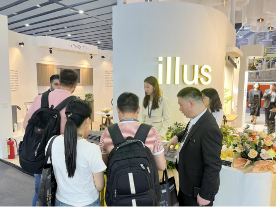 �⁆չ�����չ���ILLUS����˹����Ї�֮·�����_ʼ